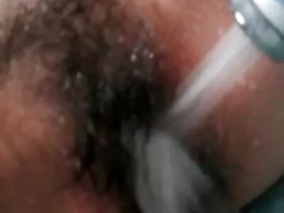 سبزه ها با جوراب سیاه در حال داستانهای مصور سکسی جدید انگشت زدن و لیسیدن یکدیگر هستند