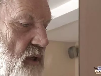 سبزه ای کثیف داستان سکسی جدید شهوانی در شبکه های ماهیگیر گلو را درگیر می کند